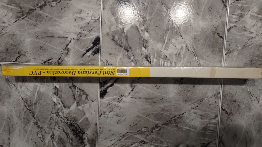 Store de pvc completamente novo