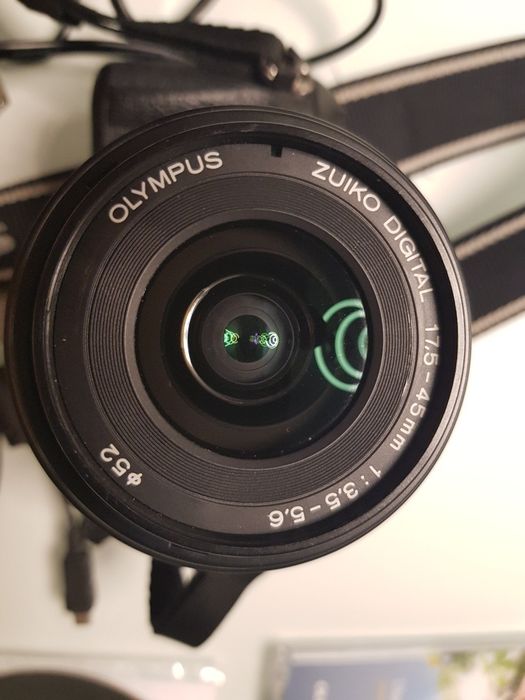 Aparat cyfrowy OLIMPUS E-420