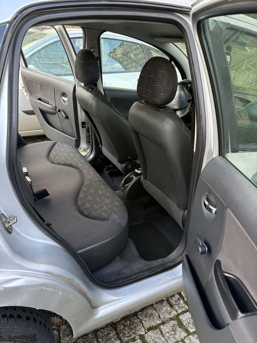 Citroën C3 1.1 ano 2005 Gasolina