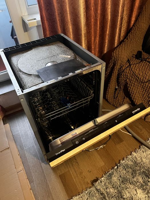 Посудомийна машина Gorenje GV53111