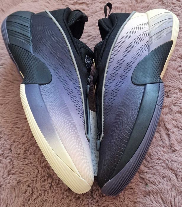 Buty adidas D.O.N. Issue 7 roz.44 2/3 Nowe