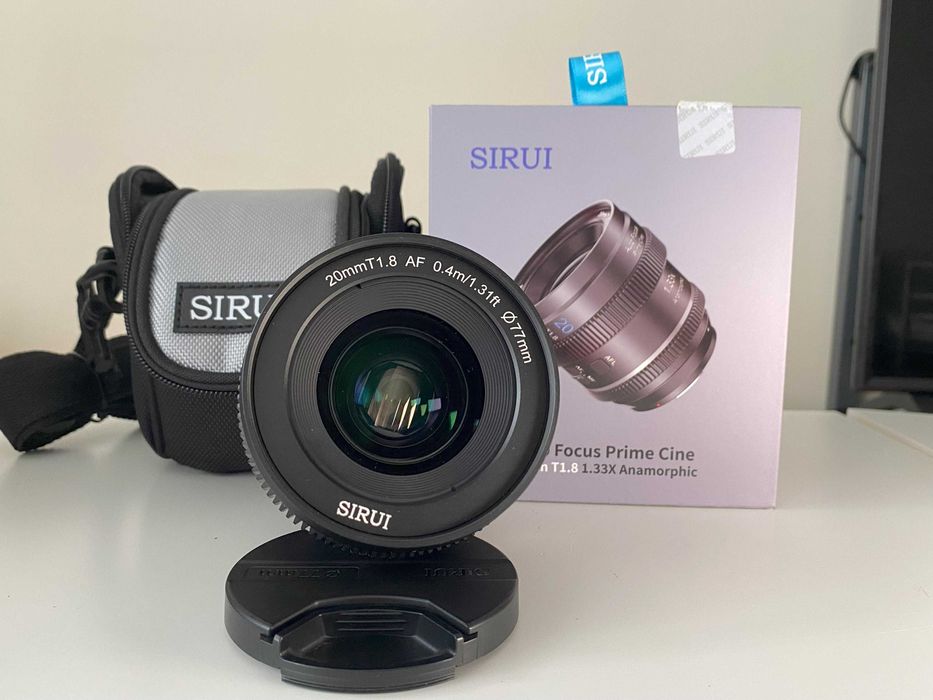 Sirui Auto Focus 20mm T 1.8 1.33 Anamorphic
