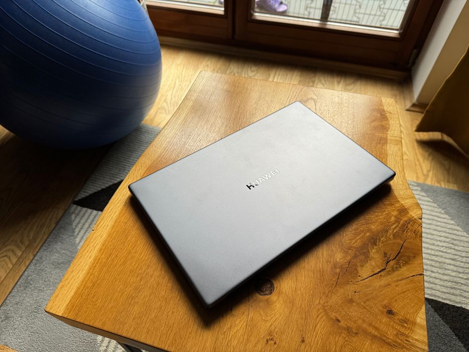 Laptop Huawei MateBook D 15  Ryzen 5  8GB RAM Dysk 256GB SSD Win 10