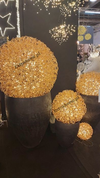 Magia światła to dekoracyjne Kule świetlne z aluminium i led H60 cm