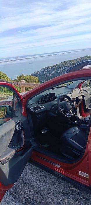 Peugeot 2008 em excelente estado