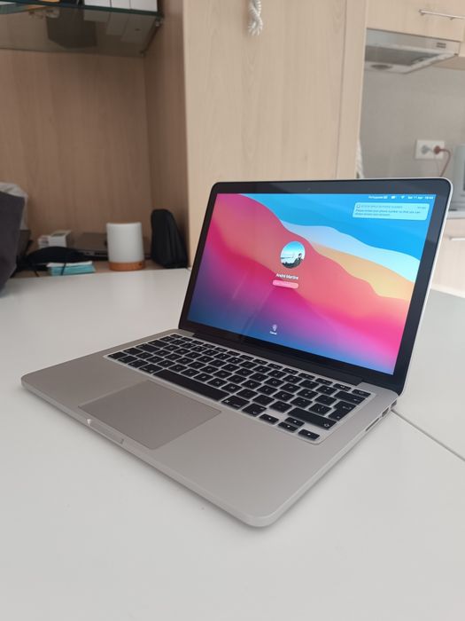 VENDA URGENTE - MacBook Pro 13" Retina (Mid 2014) C/Bolsa + Caixa Original | 551 ciclos | 8GB RAM | 2.6GHz i5 | Macintosh HD | Como Novo