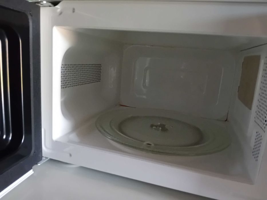 Vendo microondas marca kunf