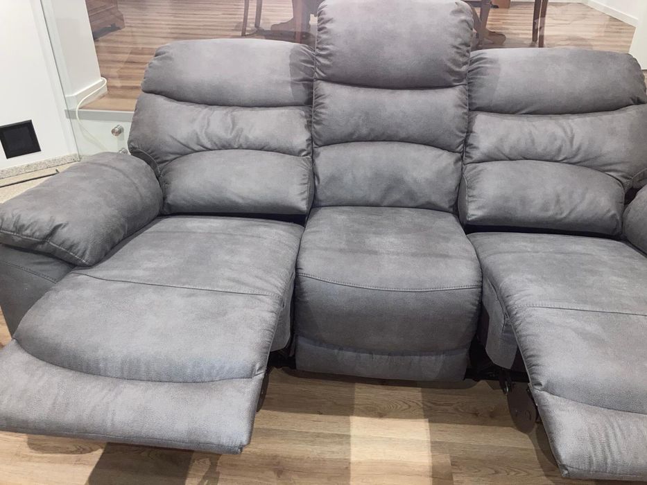Sofa eletrico em excelente estado