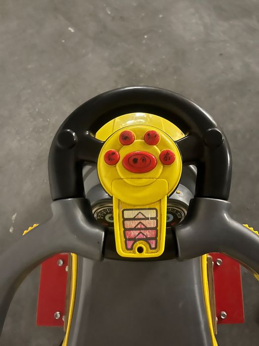 Jeździk samochodzik dla dziecka