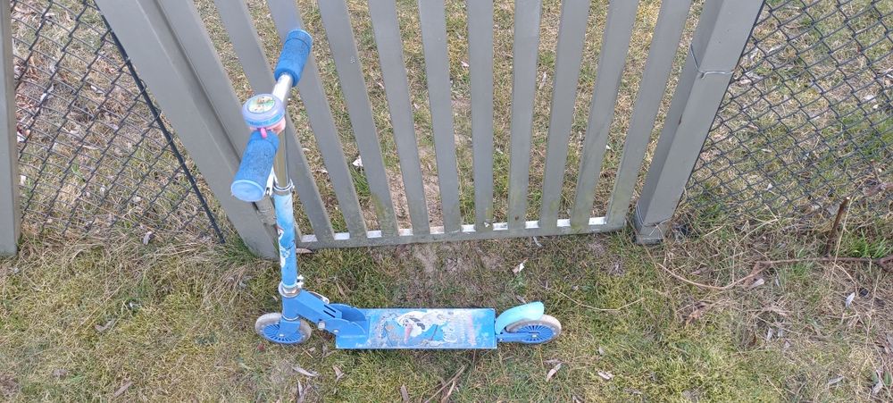 Hulajnoga z dzwonkiem