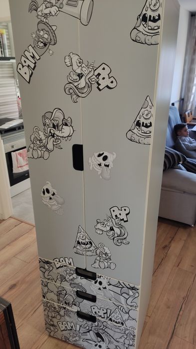 Roupeiro IKEA Infantil Decorado – Peça Única