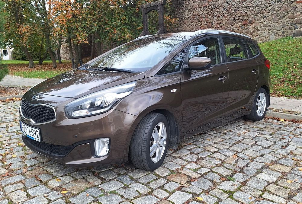 Kia Carens