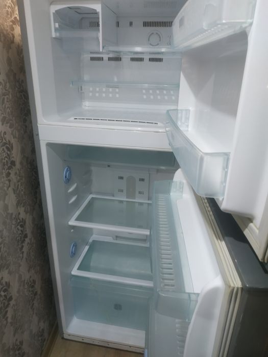 Продам  холодильник самсунг