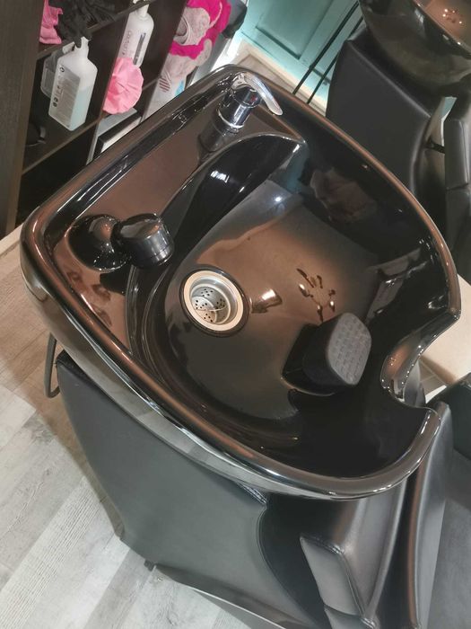 Oportunidade: Recheio Completo de Salão de Cabeleireiro e Estética