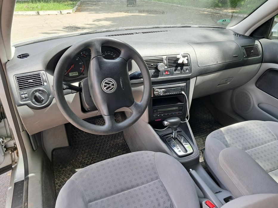Volkswagen Golf 4 автомат