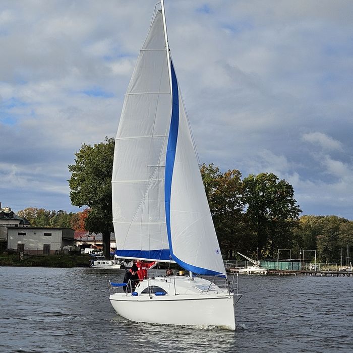 SPRZEDAM NOWY JACHT ŻAGLOWY
              Saturn 21