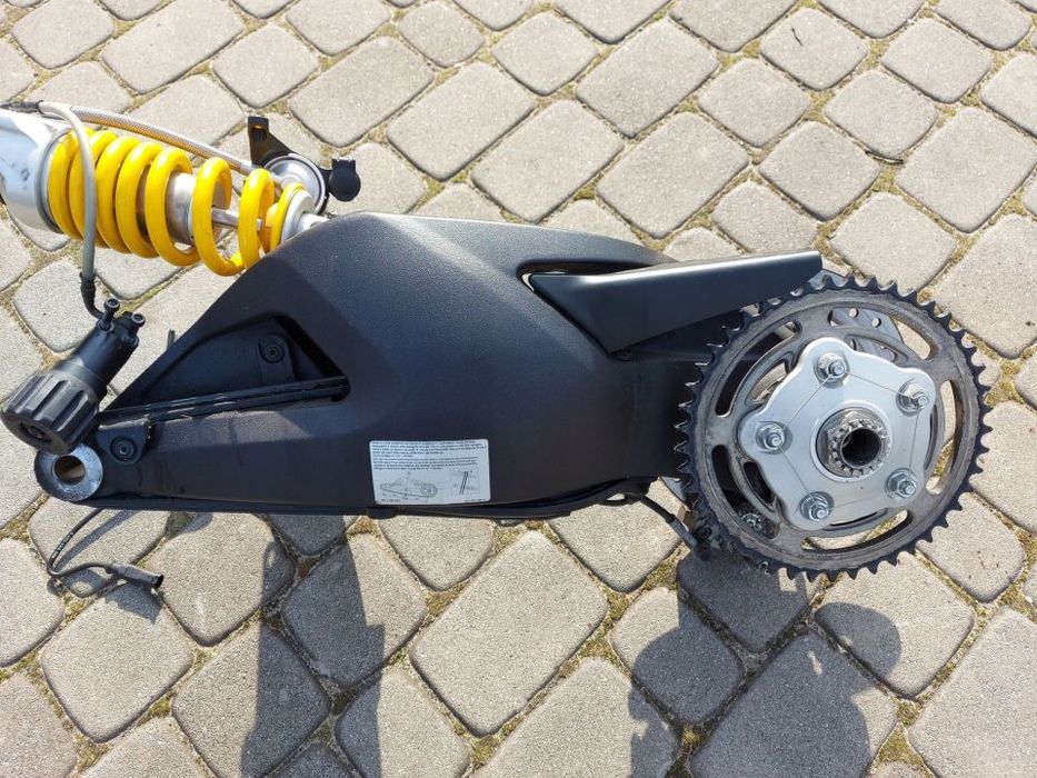 Ducati Hyperstrada 821 939 Hypermotard wahacz