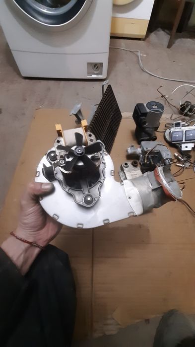 Газовый котел Vaillant по запчастях