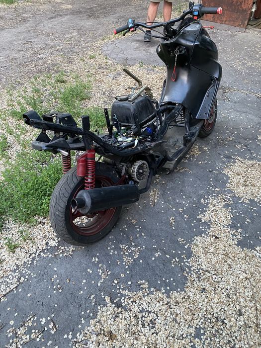 продам по запчастинам або цілим viper vulcano, suzuki avenis