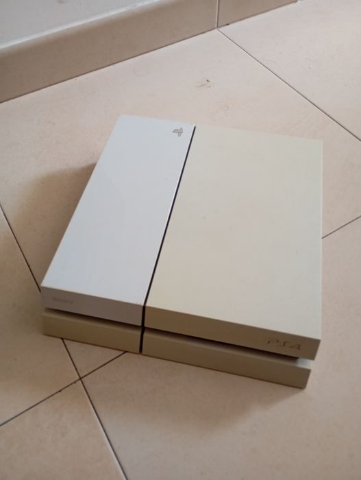 PlayStation 4 + Comando