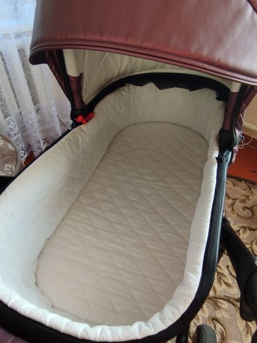 Каляска Mikrus Comodo Silver 2в1