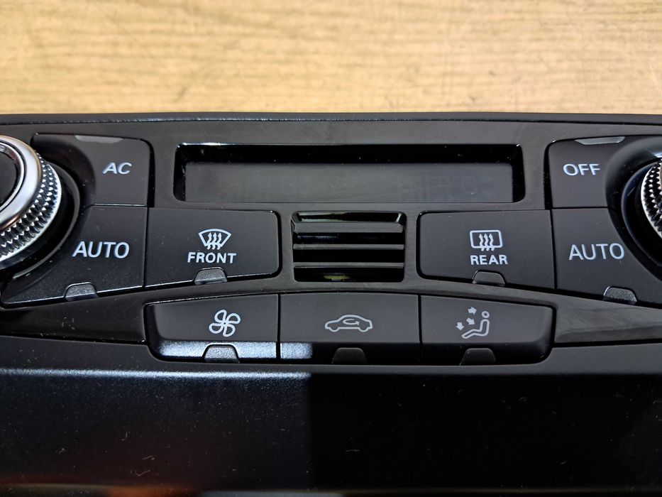 Panel nawiewu klimatyzacji sterowania AUDI A4 B8 A5 8T grzane fotele