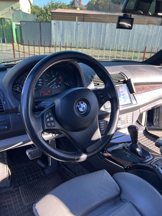 Продам Bmw х5 е53