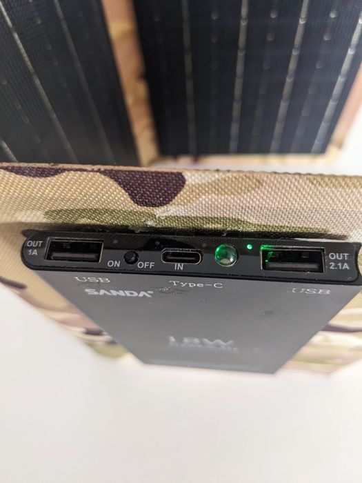 Klack 18W Foldable Solar Panel with 10000mAh Battery64752328693250122