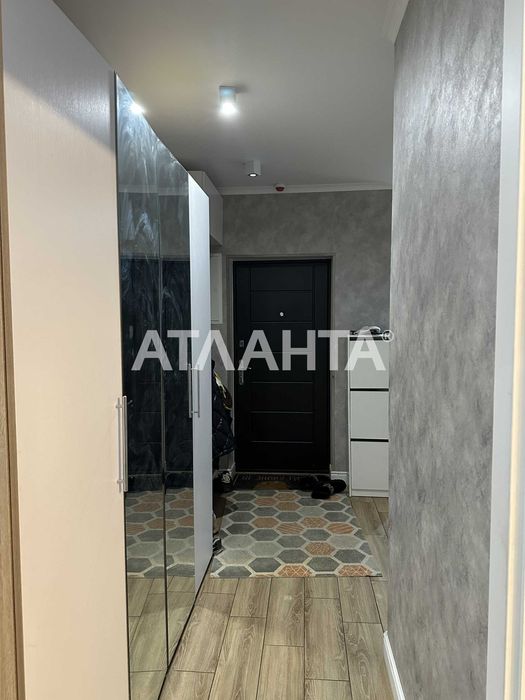 3 кімнатна квартира з євроремонтом у новому будинку