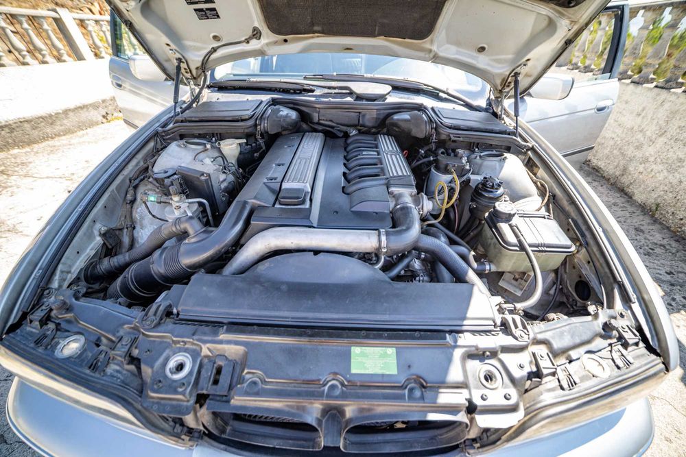 BMW 525 tds, de fevereiro de 1998