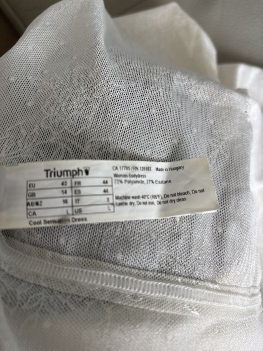 Body halka wyszczuplająca modelująca korygująca r. 44 Triumph
