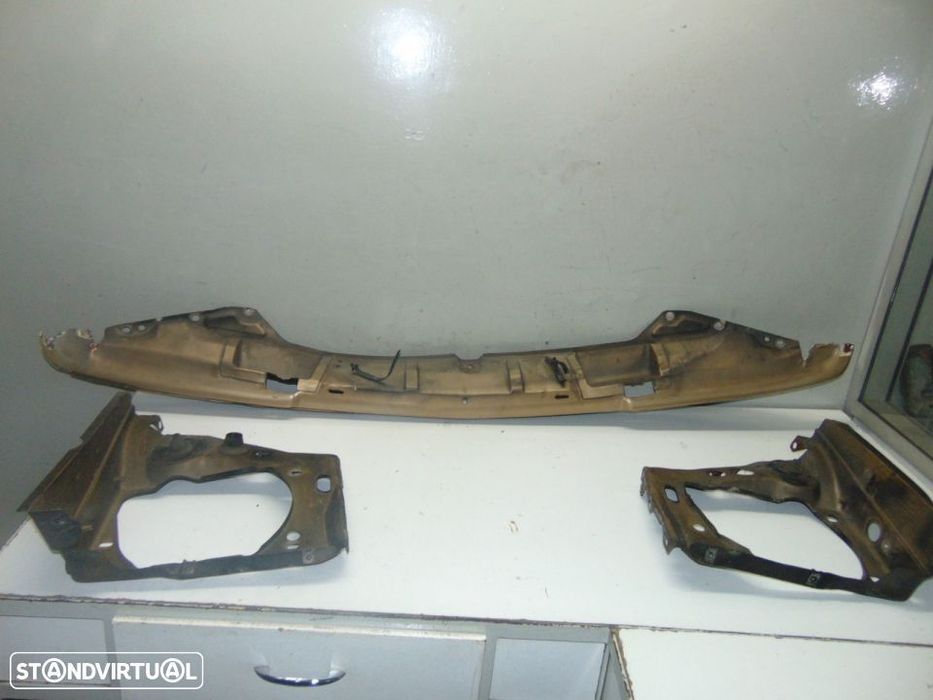 volvo 244 frente de chapa +mascara de farois