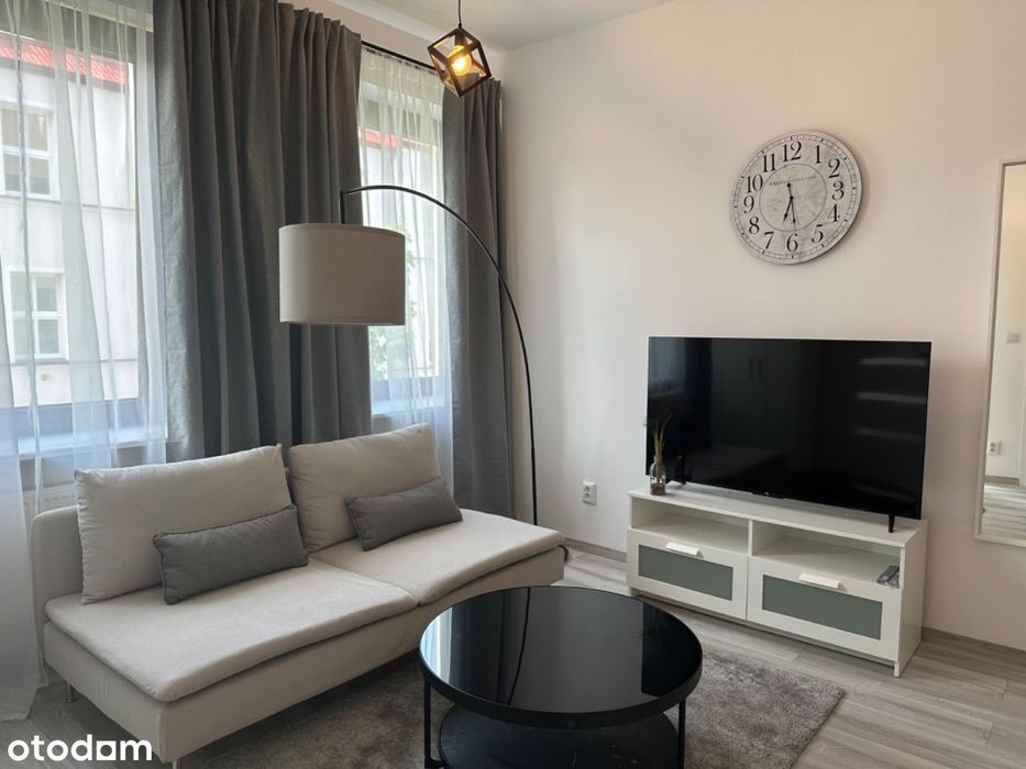 Nowy Apartament przy Deptaku | + Schowek