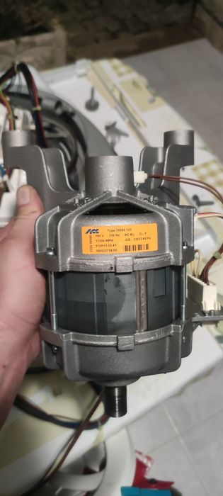 Peças máquinas de lavar Ariston