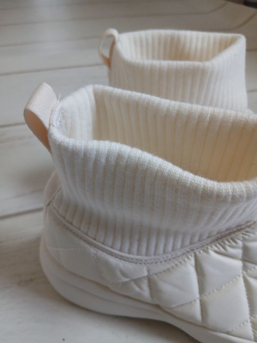Buty damskie zimowe białe ciepłe za kostkę ulogu r.39