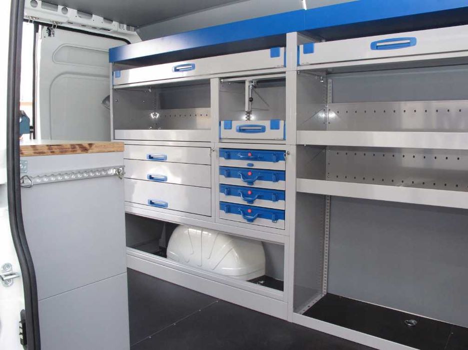 Zabudowa Warsztatowa Serwisowa Do Busa Custom Expert  Transporter