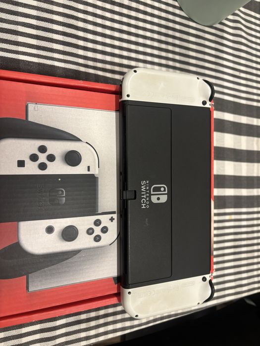 Nintendo Switch Oled 64gb
