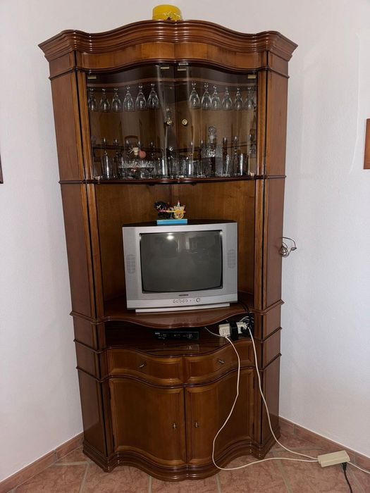 Móvel com arrumação