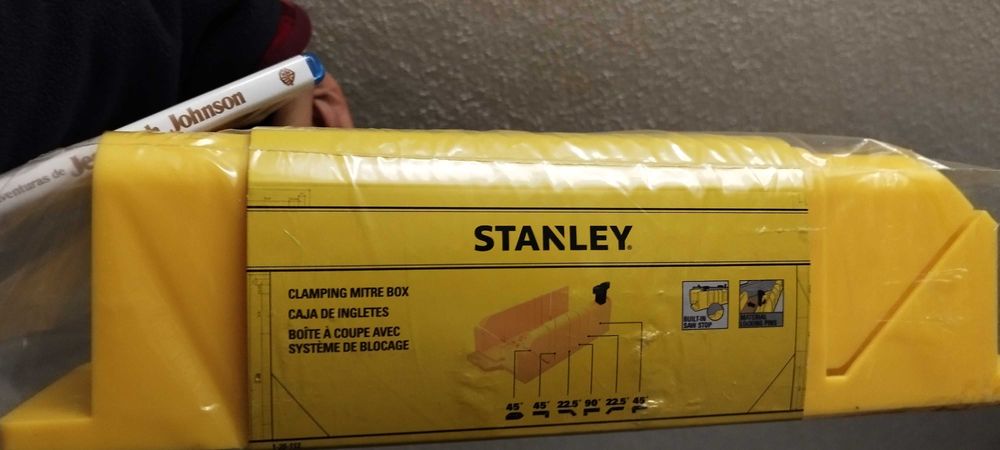 Caixa de Ingletes Stanley com Sistema de Bloqueio - Nova