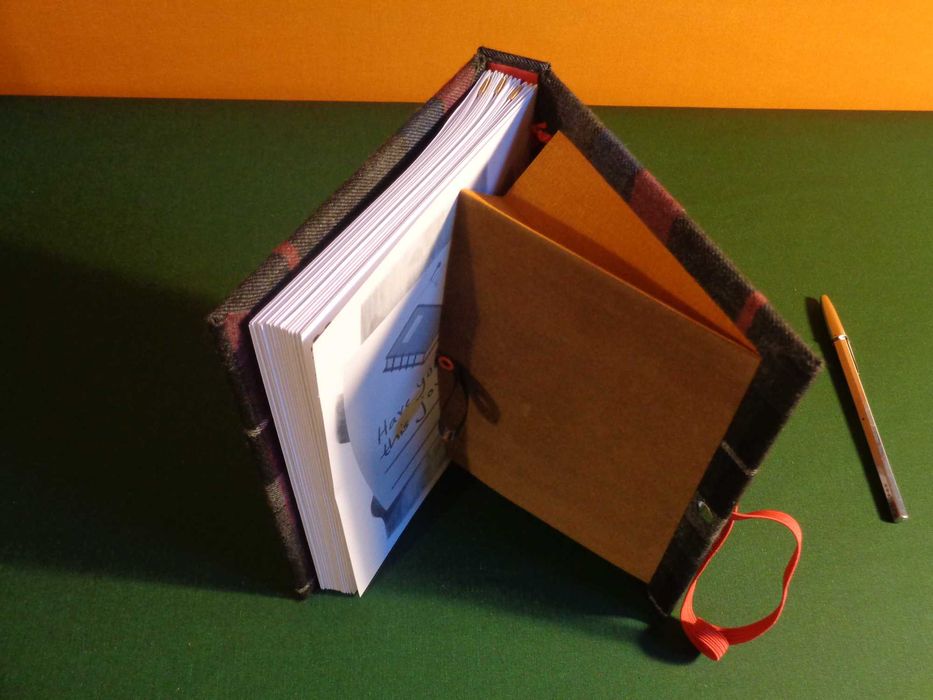 Caderno A5. Costura Belga-Secreta. Feito à mão, Prático e Original.64550424477697124