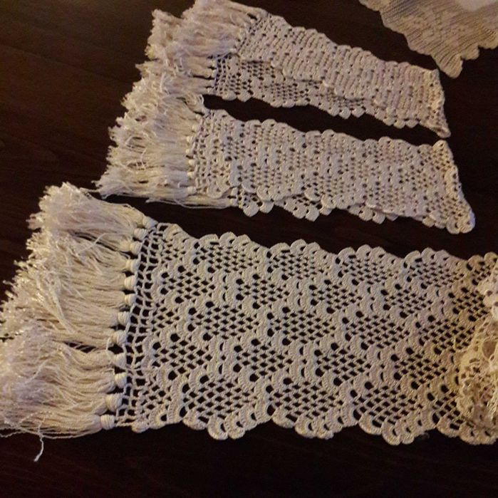 Naperons de renda para quarto64750954470530125