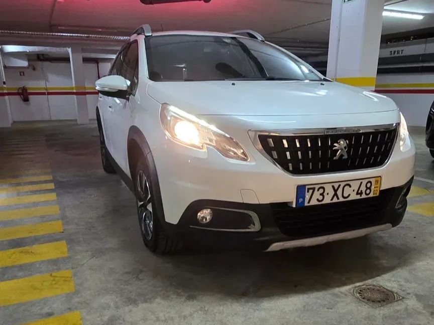 Peugeot 2008 1.2 PureTech Allure