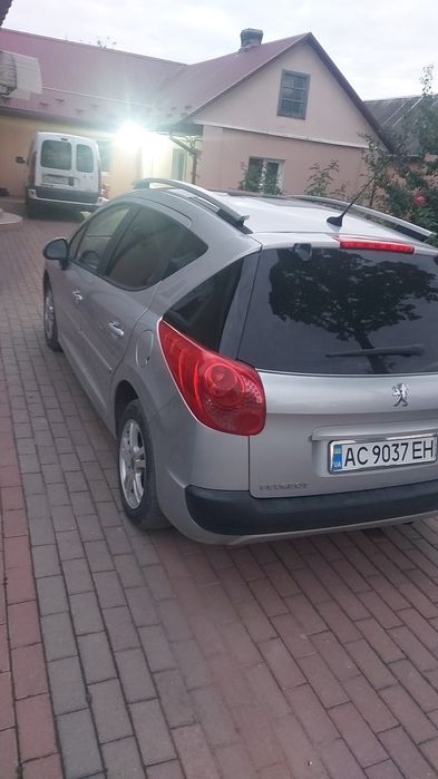Продам Peugeot 207sw 1.4 бензин 2008 рік  пробіг 232.тис.
