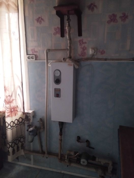 Продається будинок у смт.Сахновщина-5 хвилин до центру!