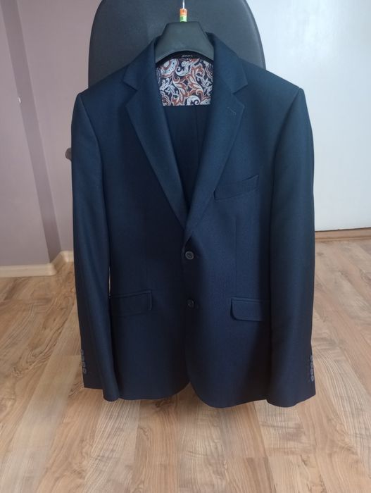 Garnitur męski /300 zł