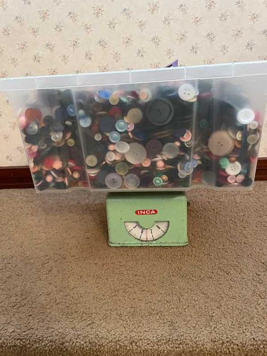 Lote de Botões Vintage de Retrosaria Anos 70 – 6,5 kg
