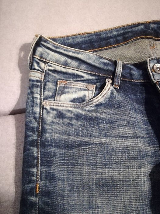 Jeansy z H&M (nowe bez metki)