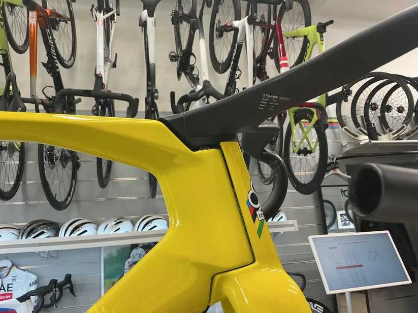 Велосипед COLNAGO Y1RS (розмір М)