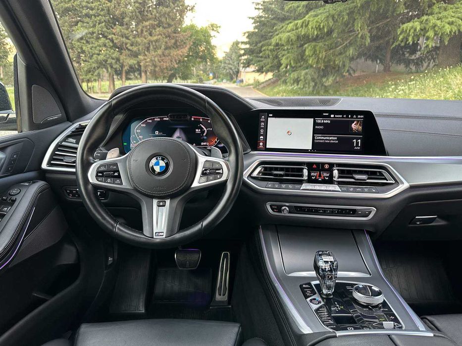 Bmw X5 50i 2019.