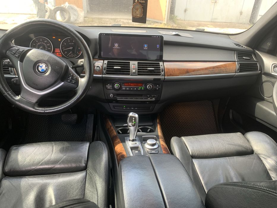 BMW  X5  e70   4.8